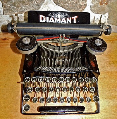 Diamat Schreibmaschine